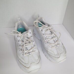 White leather Skechers D'Lites Womens Size 9